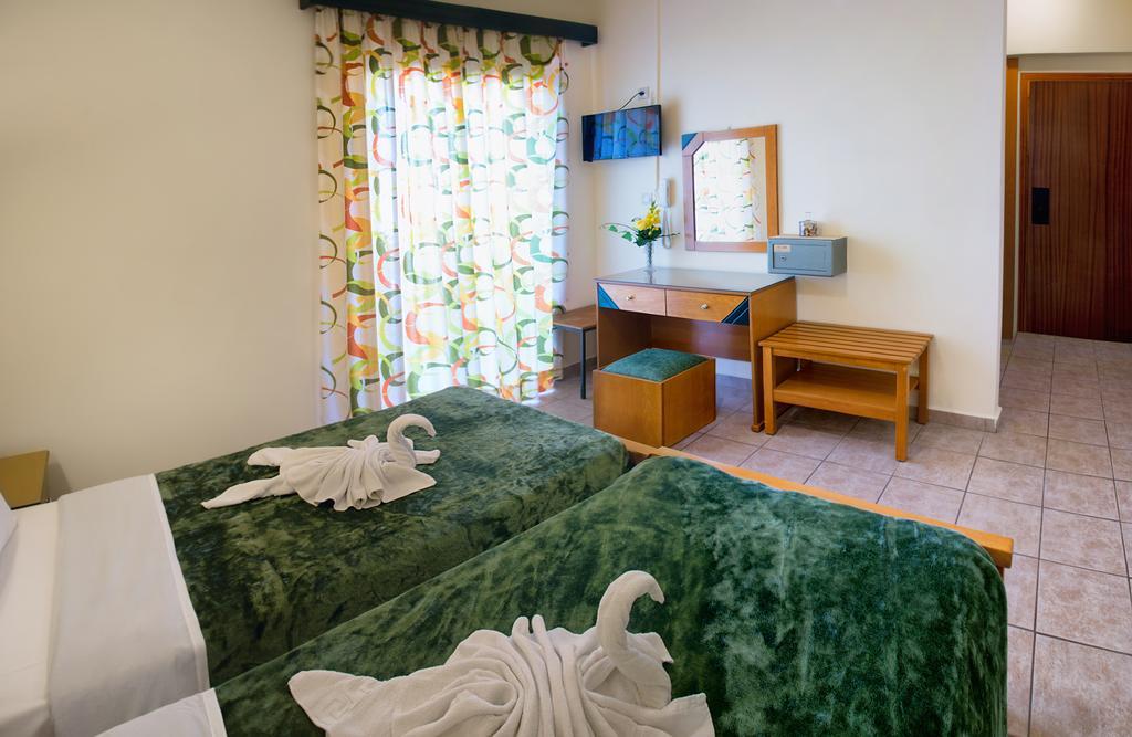 Nicolas Hotel ゲオルギオポリス エクステリア 写真